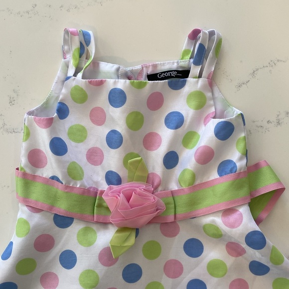 Polkadotted lined kids dress size 5 - Picture 3 of 6